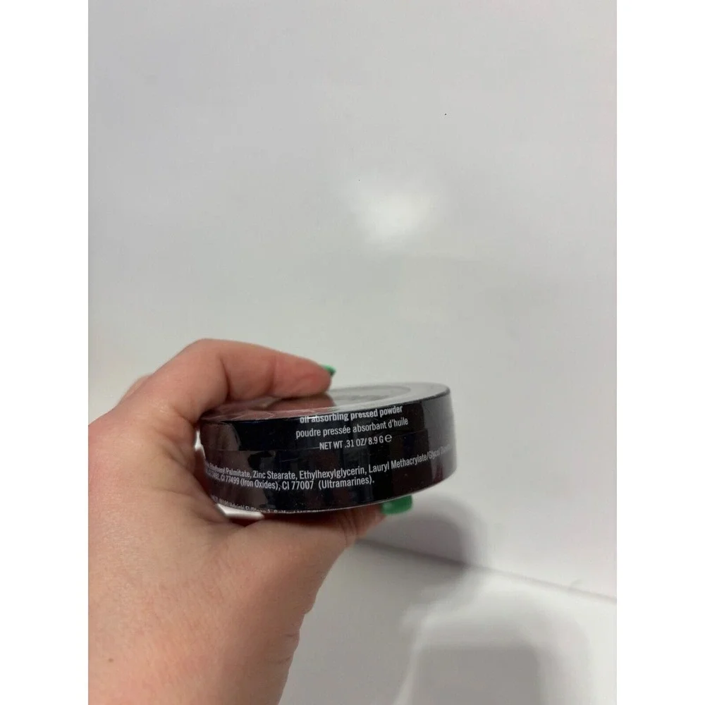 Blk Opl True Color Oil Absorbing Pressed Powder (0.31oz / 8.9g) Coffee Cutie